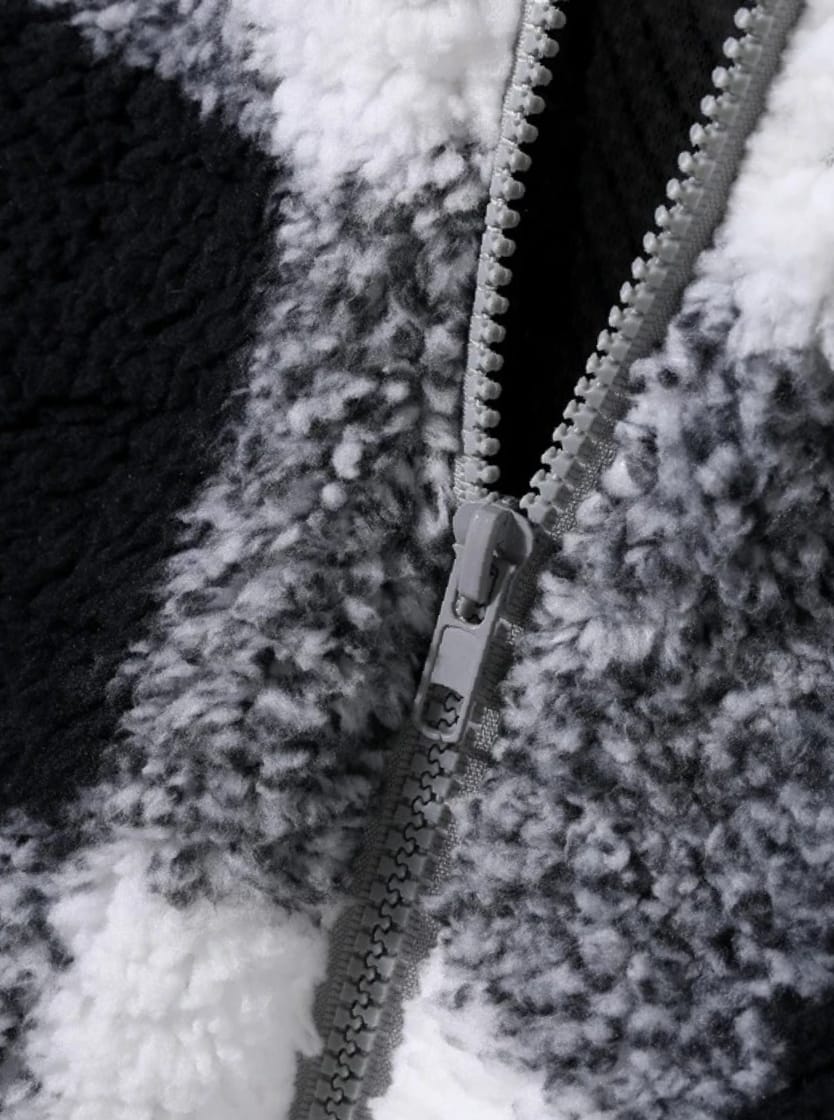 CHAQUETA CON ESTAMPADO DE CUADROS